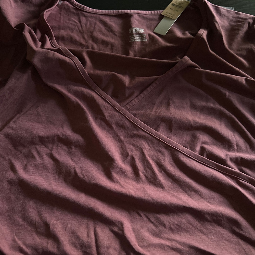 Cropped long sleeve top